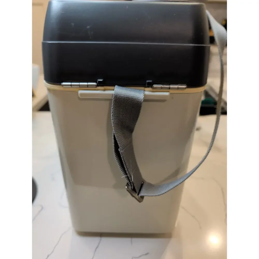 Vector TVEC246 7L Thermoelectric 12V Travel Cooler Warmer w/ Cord